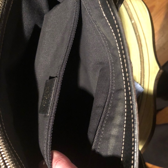 Authentic Gucci Shoulder bag/tote.  Rich beige tones with bronze tone trim.  EUC - Picture 10 of 16